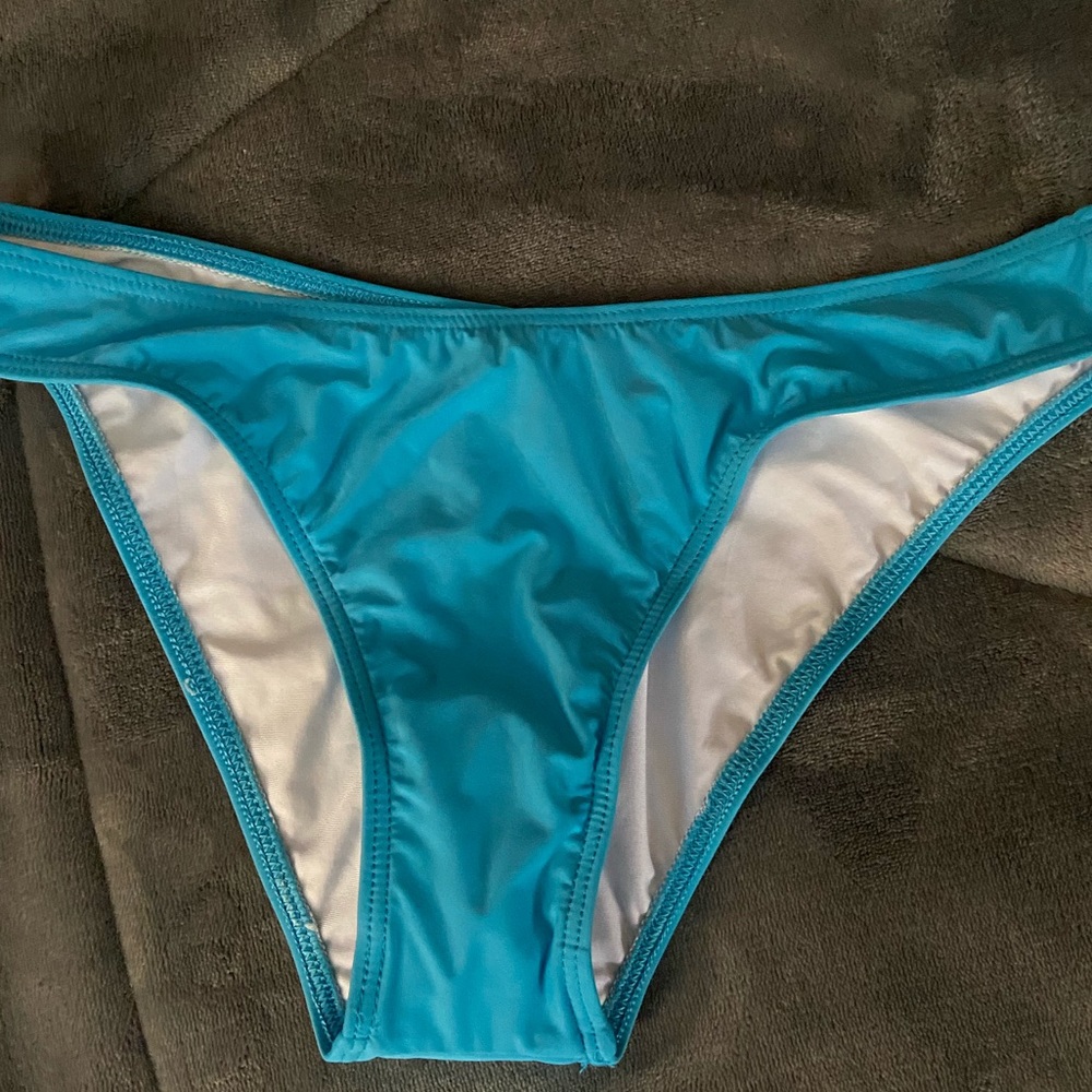 Cute blue M Bikini bottoms